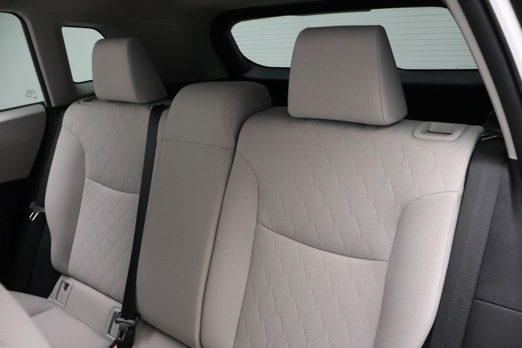 Thumbnail: 2023 Toyota Corolla Cross - 18