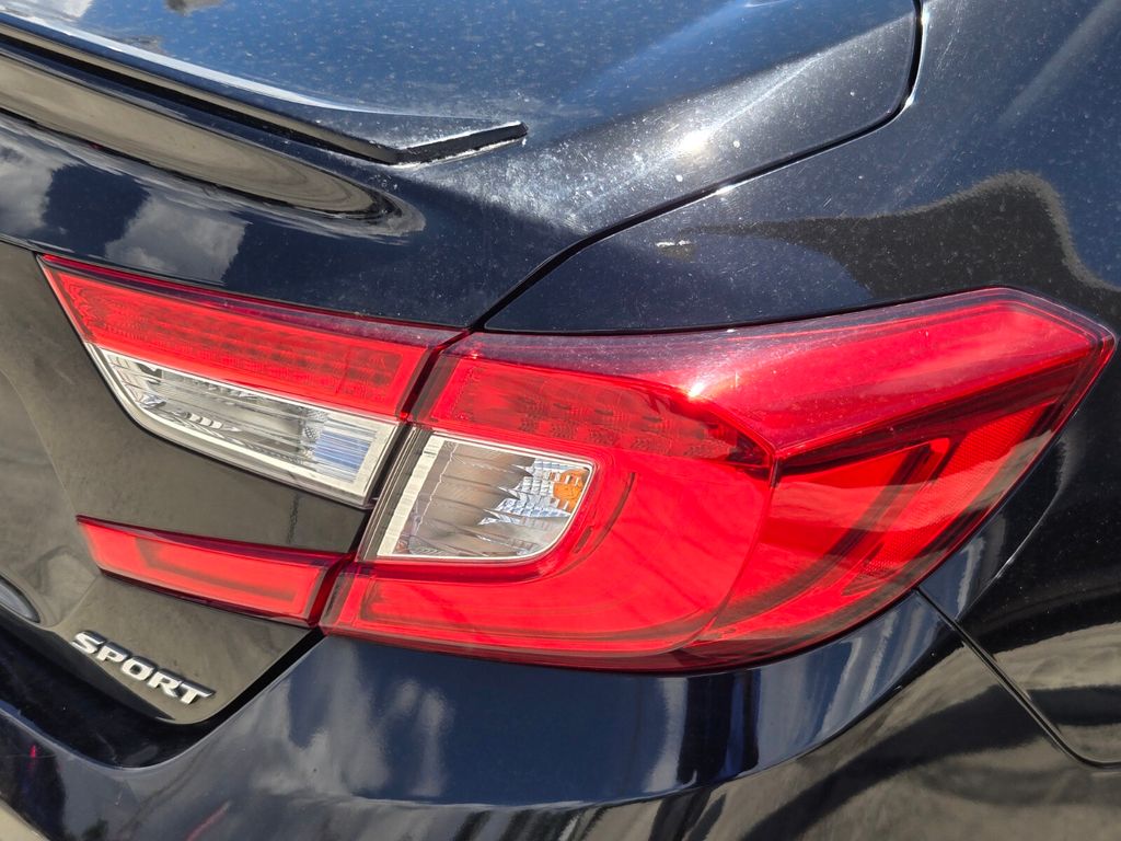 2019 Honda Accord - $17,989