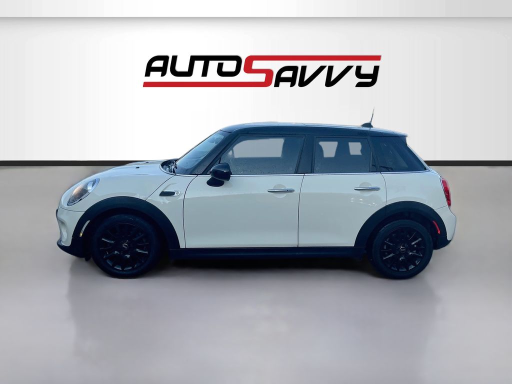 Used 2019 White MINI Classic image 4