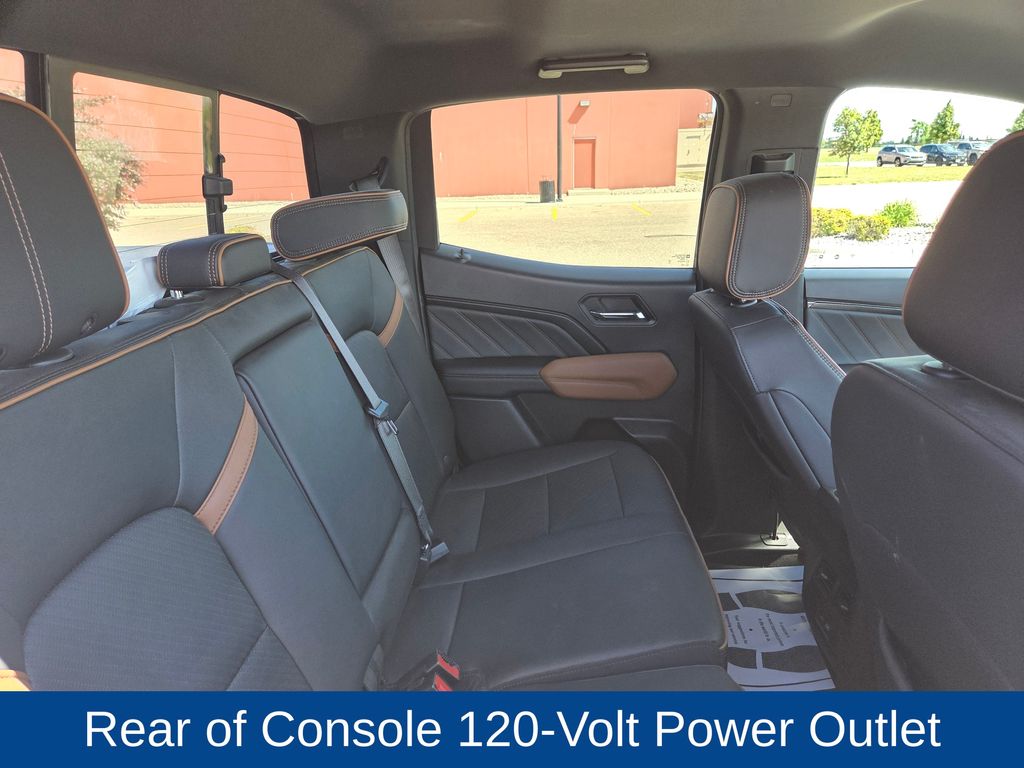 2023 GMC Canyon 4WD Crew Cab Short Box AT4
