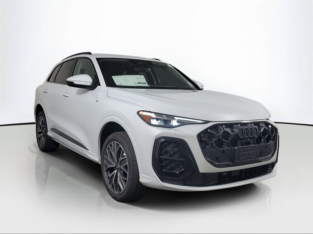 Glacier White Metallic 2026 Audi Q5 SUV / Crossover All-Wheel Drive 7-Speed Automatic