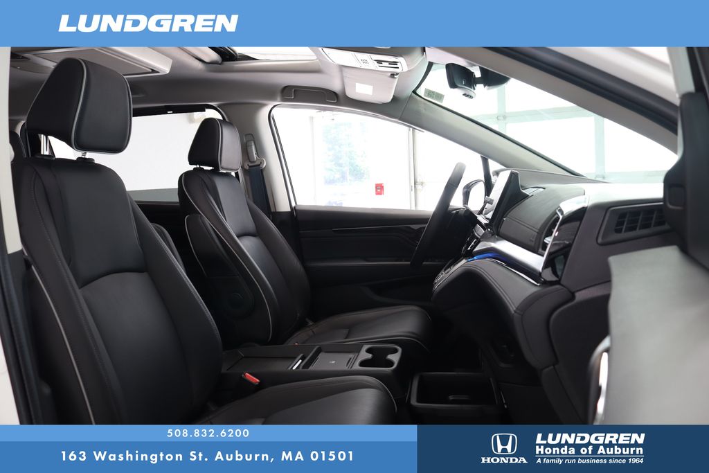 Used 2025 Honda Odyssey Van