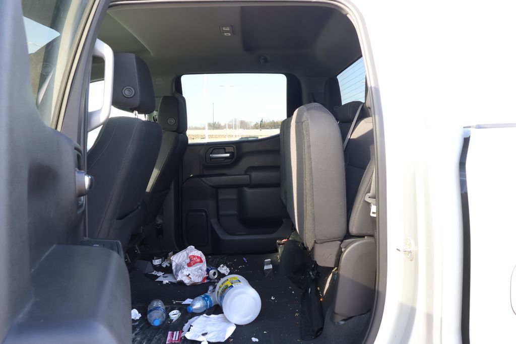 Thumbnail: 2022 Chevrolet Silverado 1500 - 31