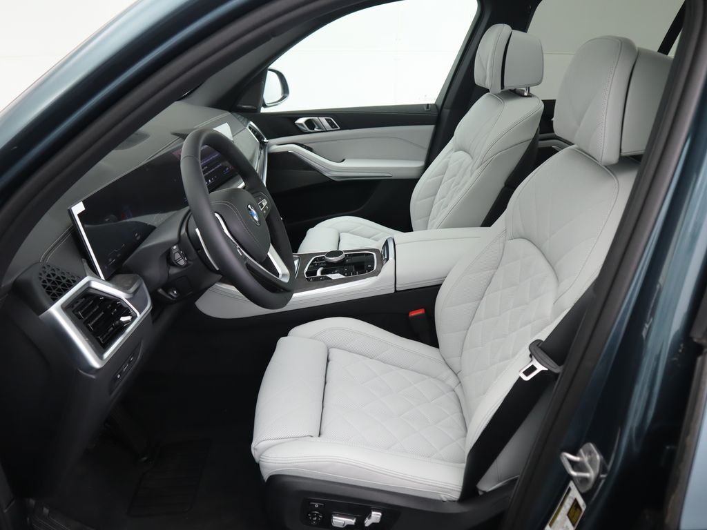 Thumbnail: 2026 BMW X5 - 20