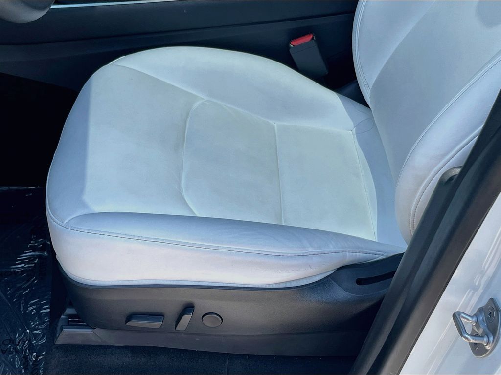 2020 Tesla Model Y Long Range White at Bravo Nissan
