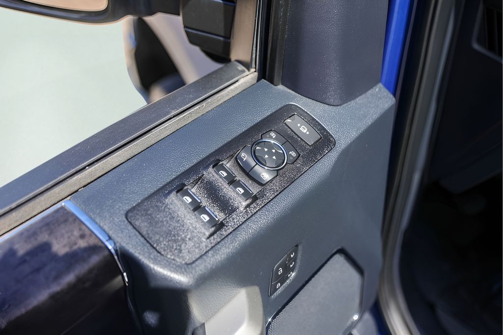 Used Car 2022 Ford F-350sd  Lariat For Sale Under $60,000 In Austin, Texas