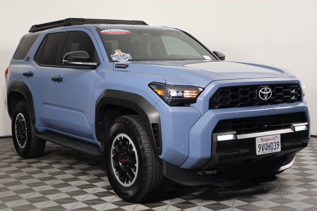 Thumbnail: 2025 Toyota 4Runner - 3