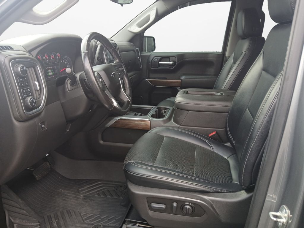 Used Car 2021 Chevrolet Silverado 1500  Lt Trail Boss For Sale Under $40,000 In Austin, Texas