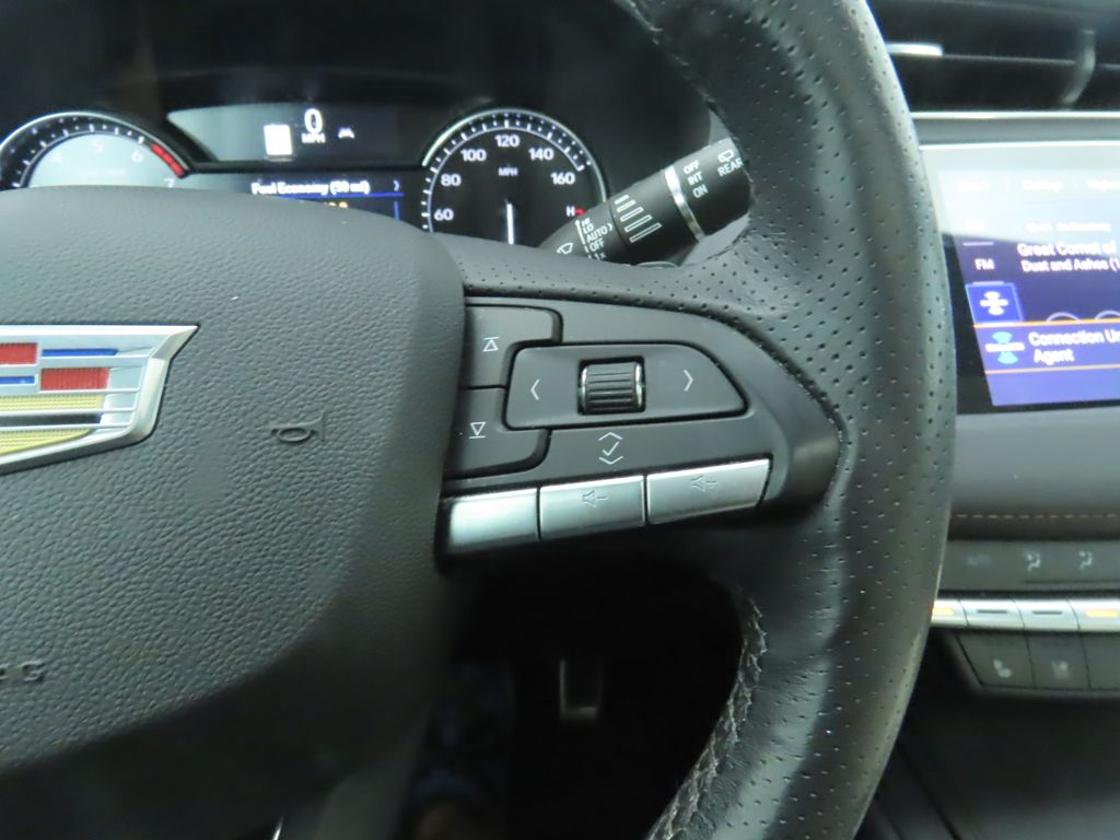 Thumbnail: 2021 Cadillac XT4 - 12