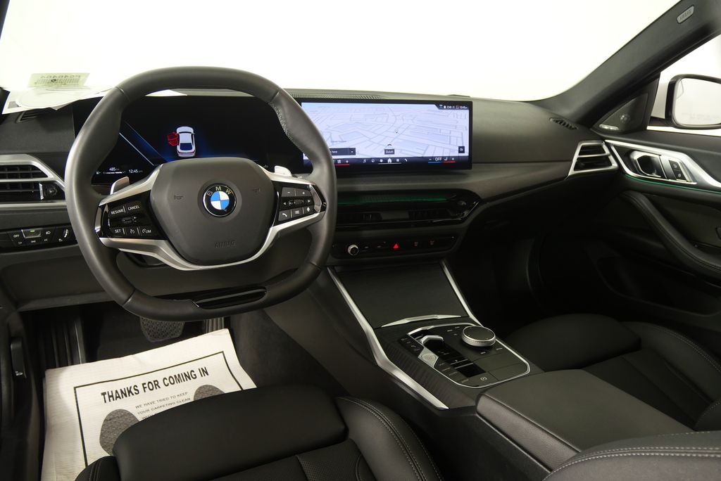 Thumbnail: 2025 BMW 4 Series - 18