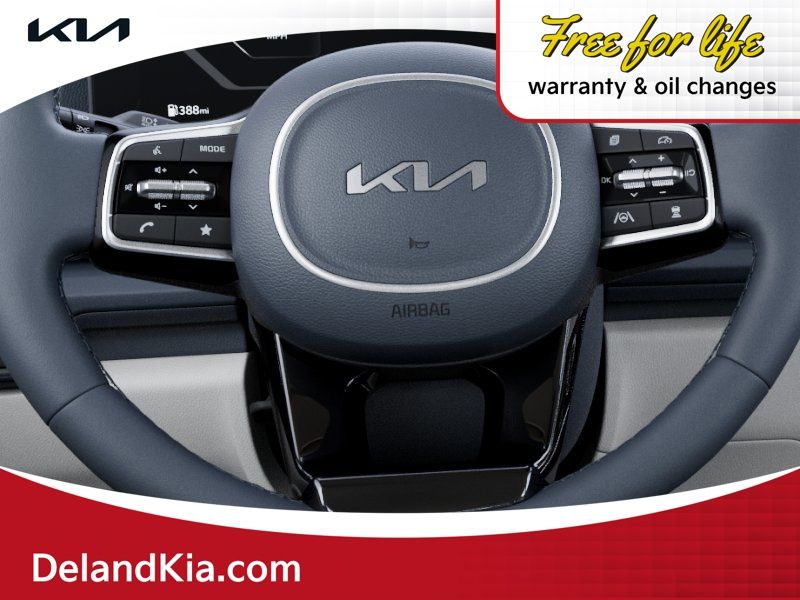New 2026 Kia Carnival MPV Van