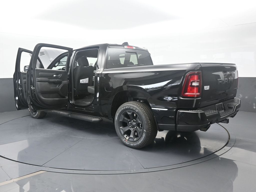New 2026 Diamond Black Crystal Pearlcoat Ram Express image 69