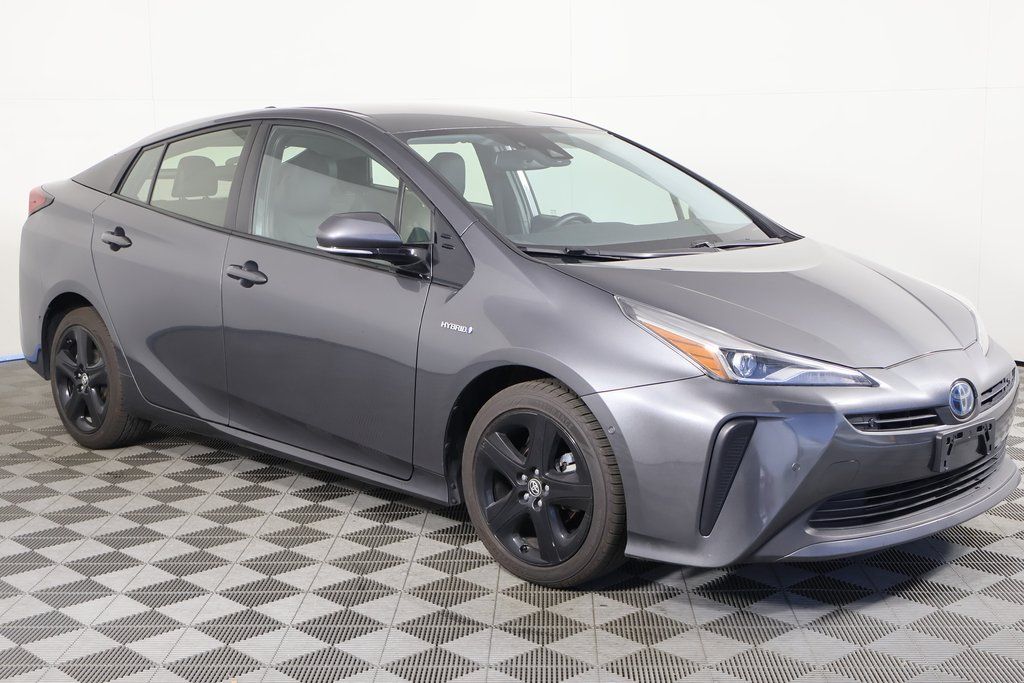 Thumbnail: 2019 Toyota Prius - 3