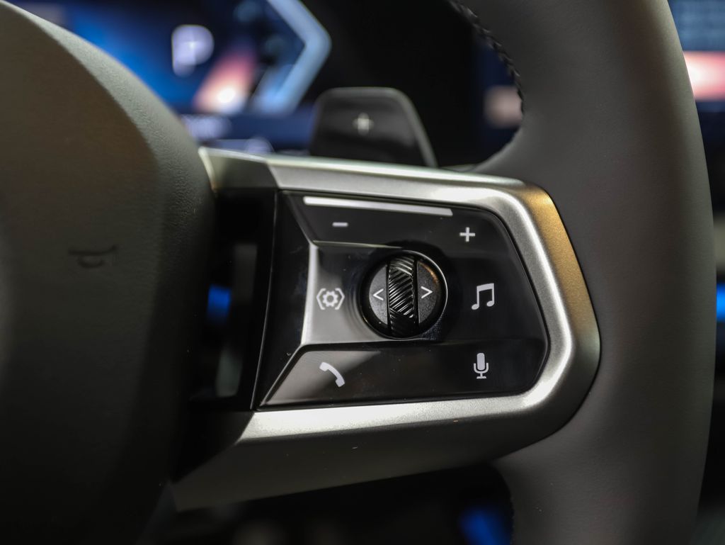 Thumbnail: 2026 BMW X3 - 13