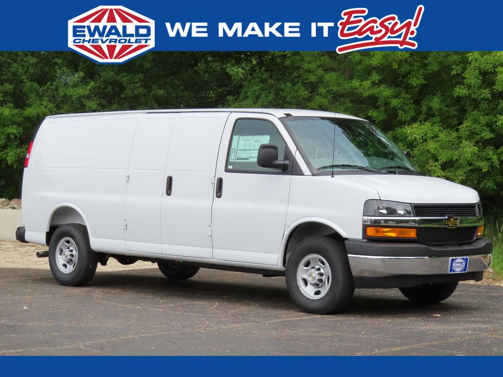 2026 Chevrolet Express 3500 Work Van 