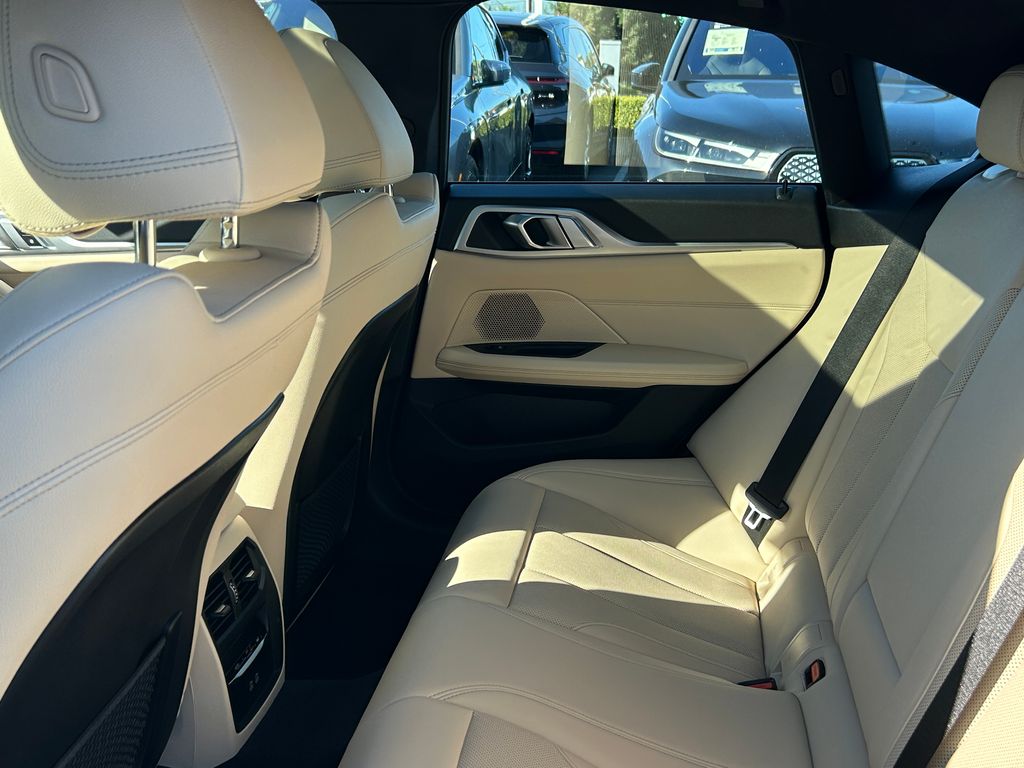 Thumbnail: 2023 BMW i4 - 30