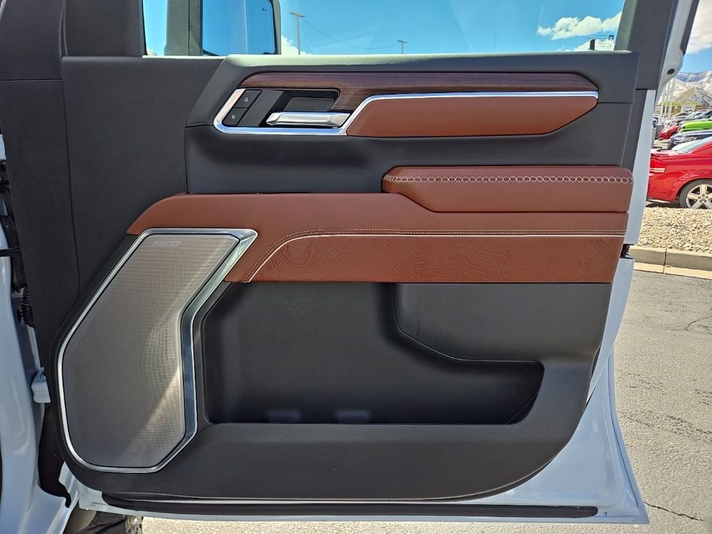 Used 2026 White GMC Denali Ultimate image 53