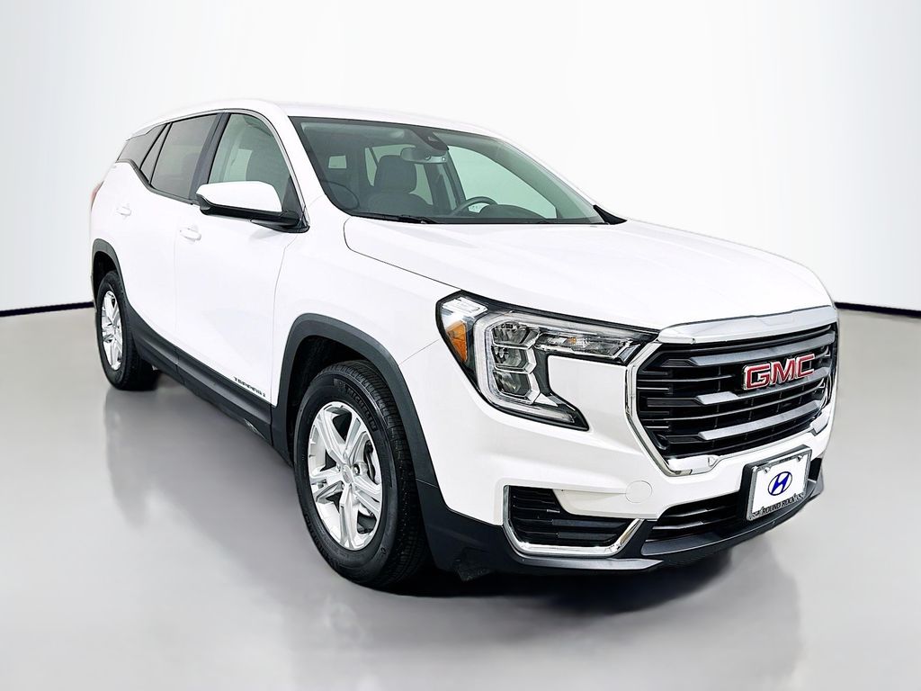 Thumbnail: 2024 GMC Terrain - 3