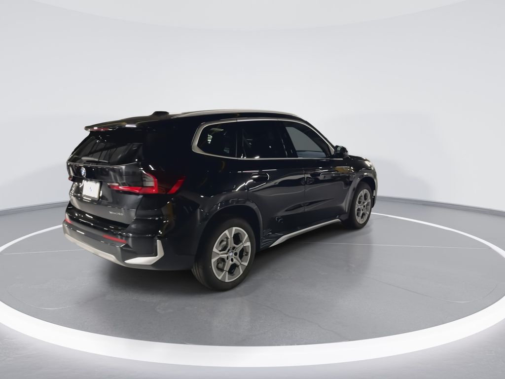 Thumbnail: 2026 BMW X1 - 8