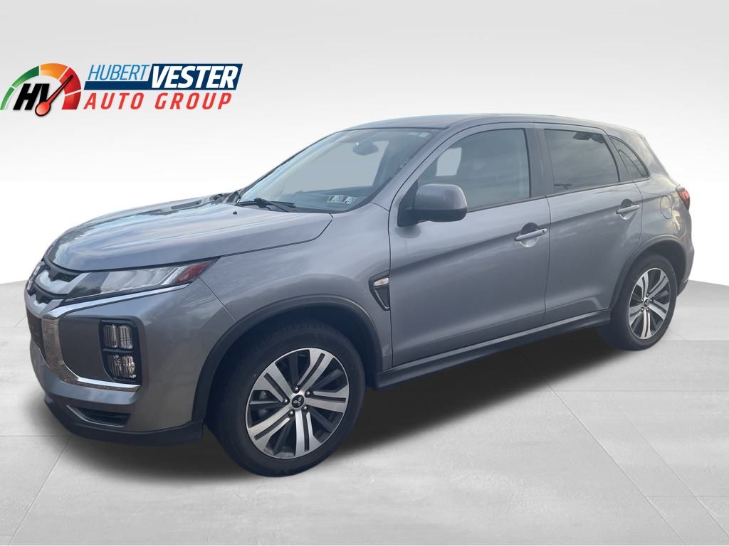 2024 Mitsubishi Outlander Sport ES's photo