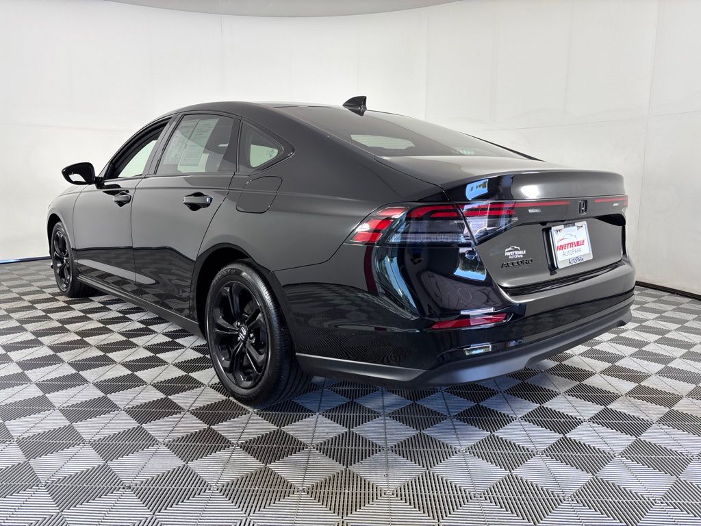 Thumbnail: 2025 Honda Accord - 16