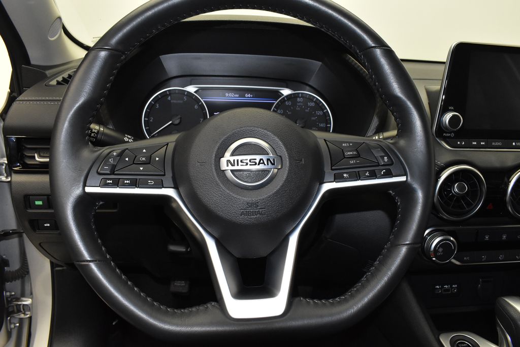 2022 Nissan Sentra SV 16