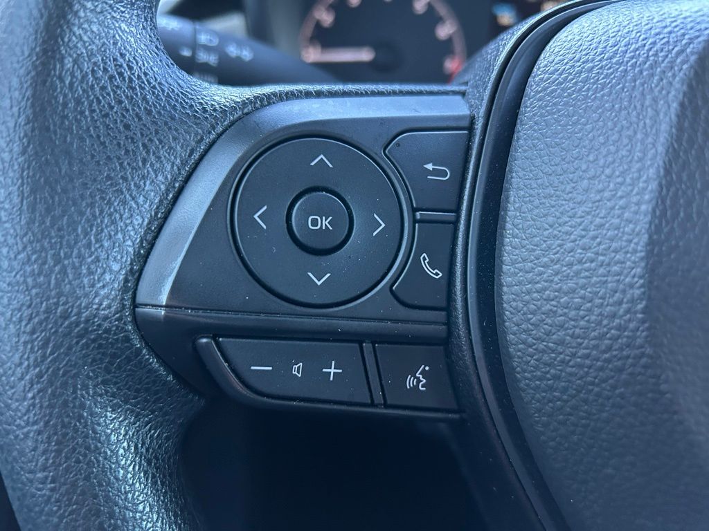 Thumbnail: 2025 Toyota Corolla - 27