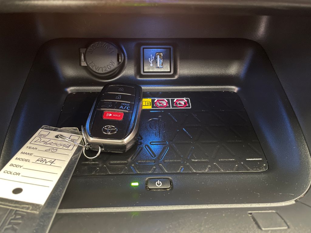 Thumbnail: 2023 Toyota RAV4 - 28