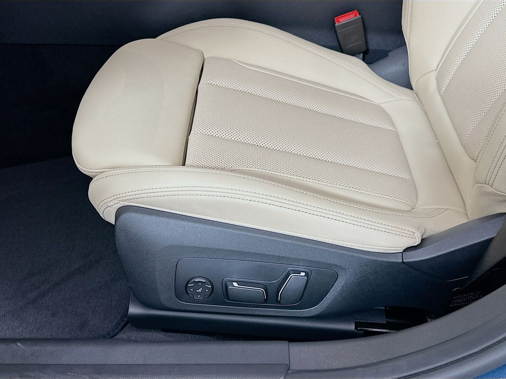 Thumbnail: 2026 BMW 3 Series - 21