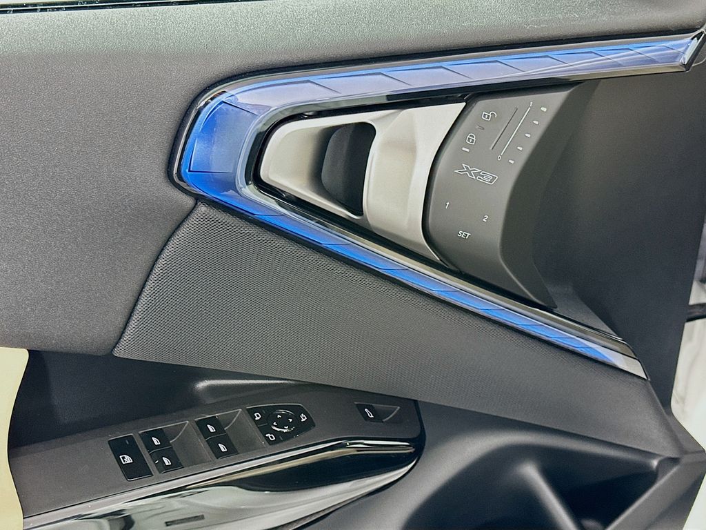 Thumbnail: 2026 BMW X3 - 20