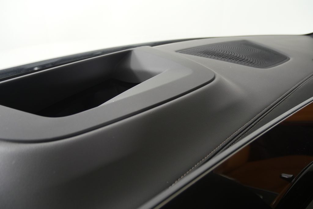 Thumbnail: 2026 BMW X5 - 19