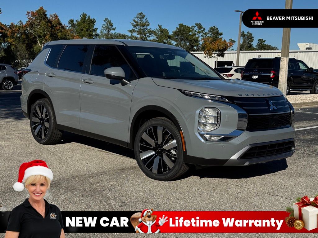 2025 Mitsubishi Outlander SE's photo