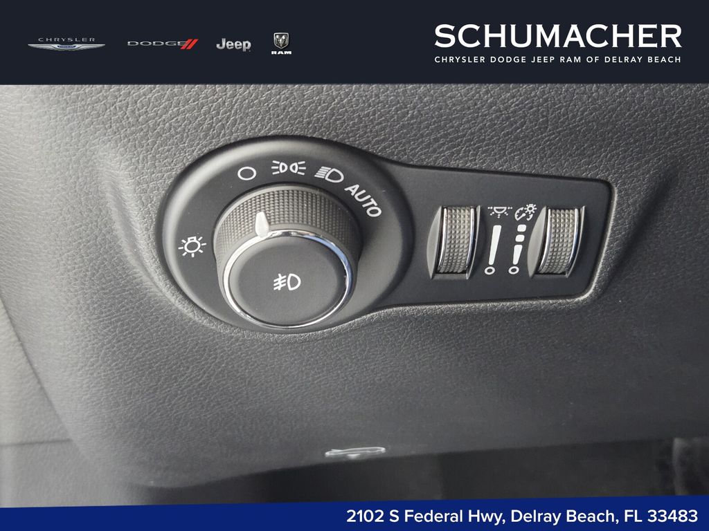 new 2026 Jeep Compass car, priced at $26,305