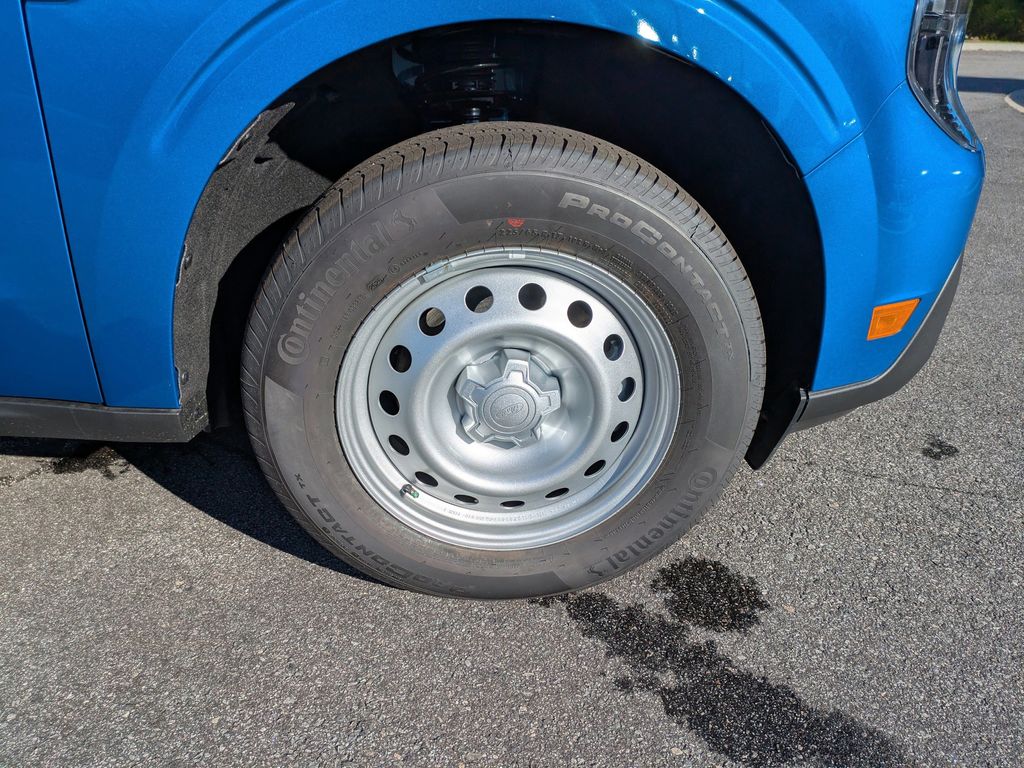 2025 Ford Maverick XL