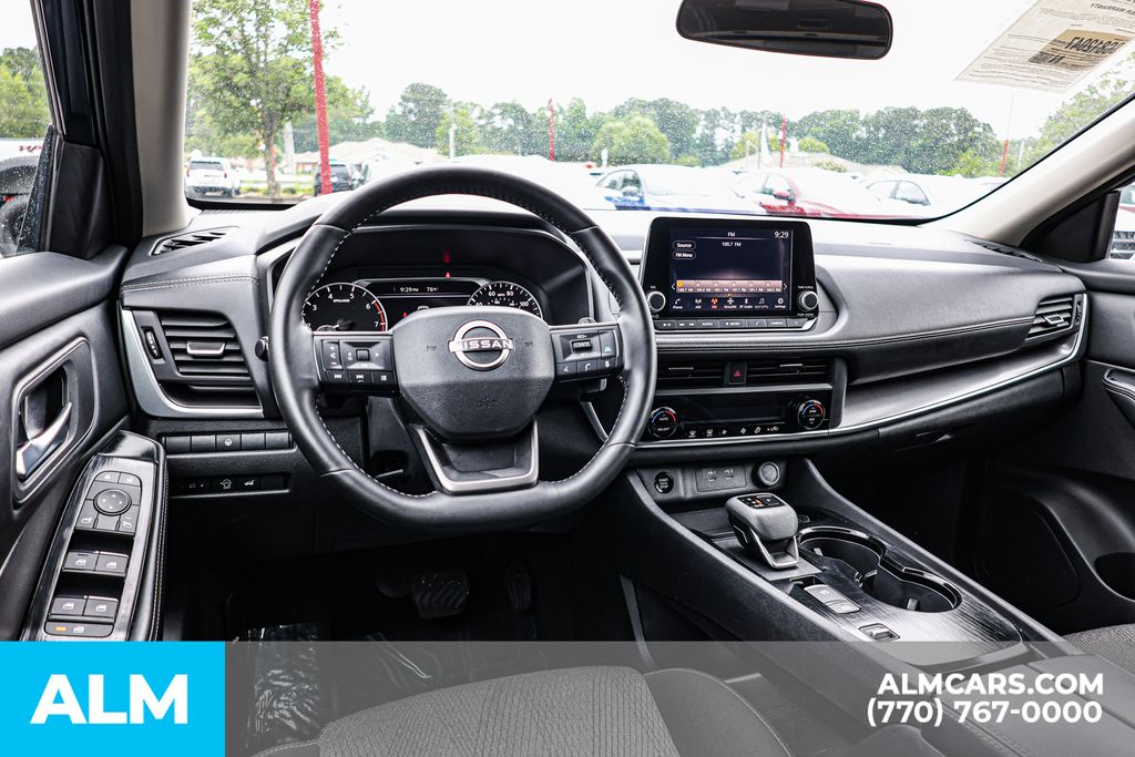 Used 2025 Blue Nissan SV image 29