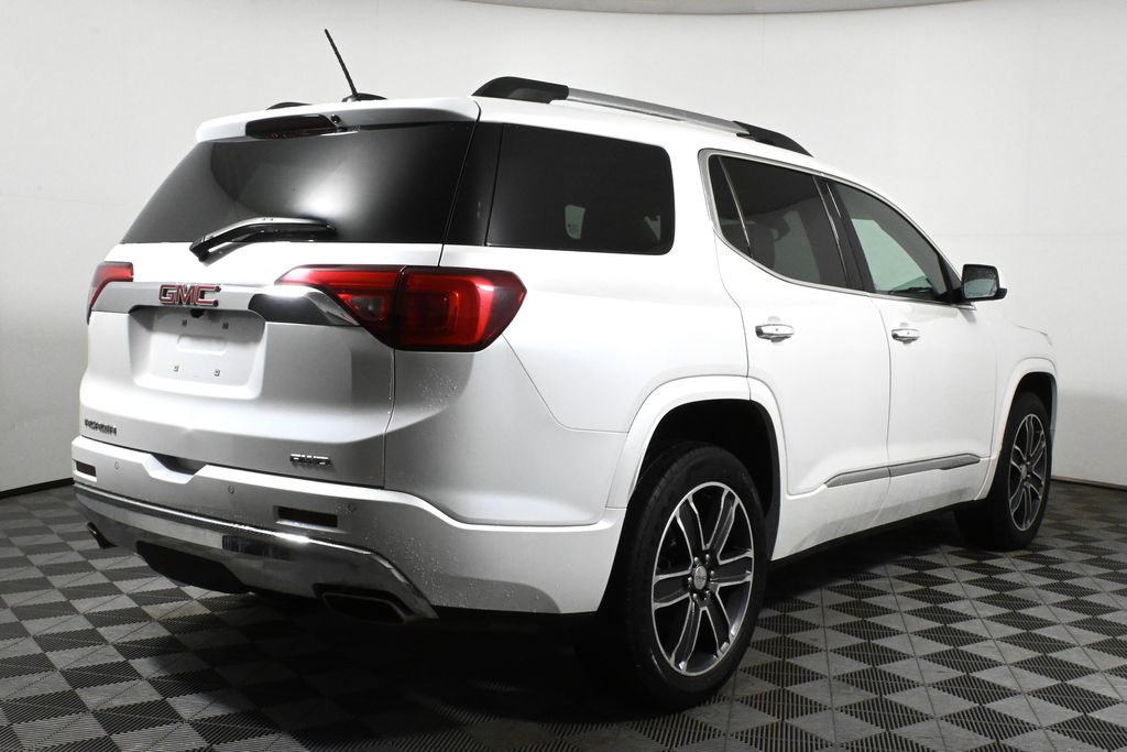 2018 GMC Acadia Denali 7