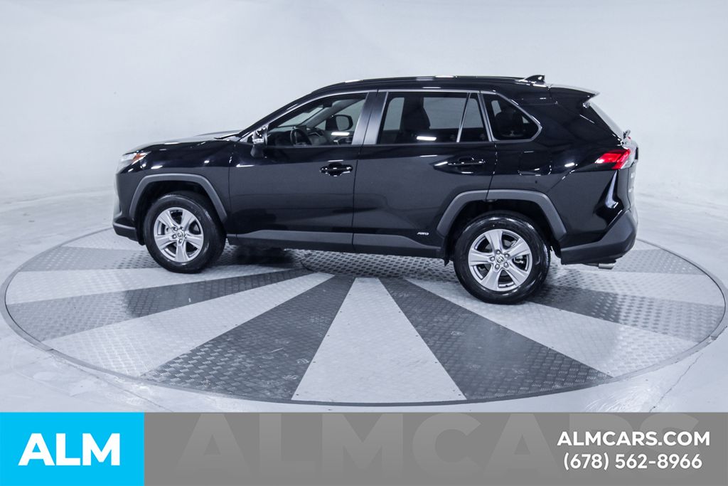 Used 2025 Black Toyota XLE image 5