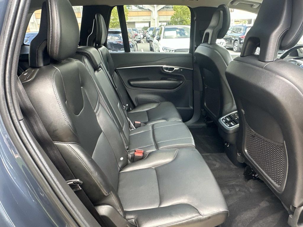 Thumbnail: 2020 Volvo XC90 - 14