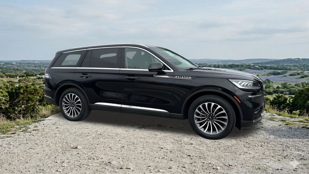 Used Car 2022 Lincoln Aviator  Reserve For Sale Under $40,000 In Austin, Texas