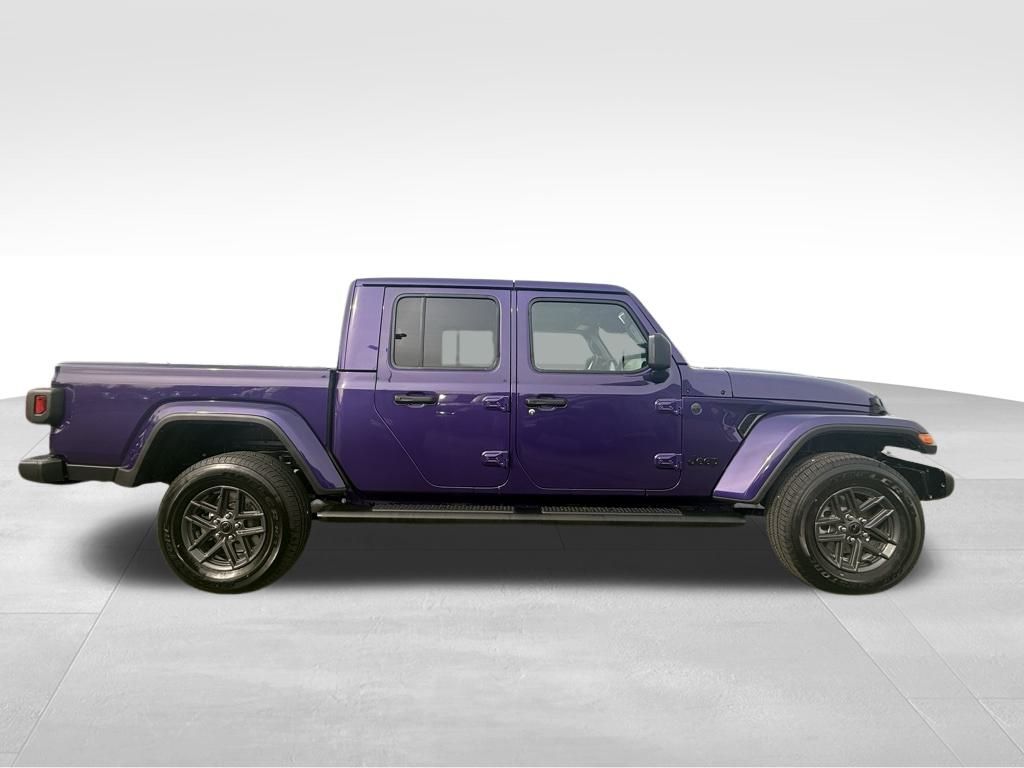 JeepGladiator9