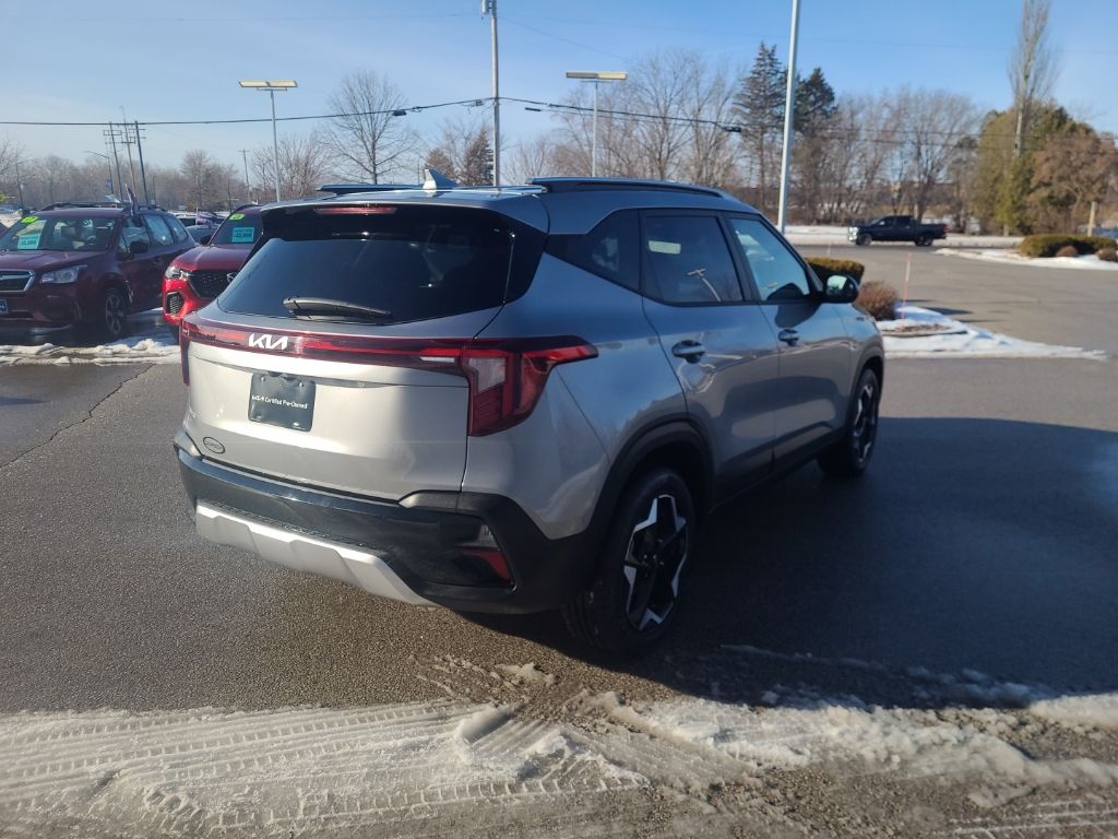 used 2025 Kia Seltos car, priced at $22,851