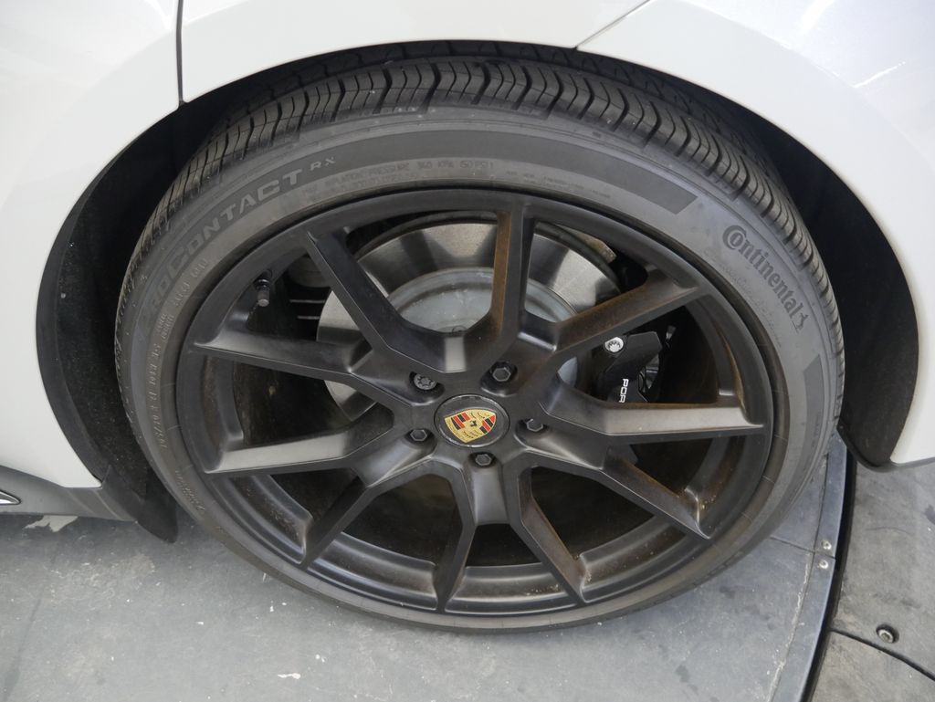 Thumbnail: 2023 Porsche Taycan - 13