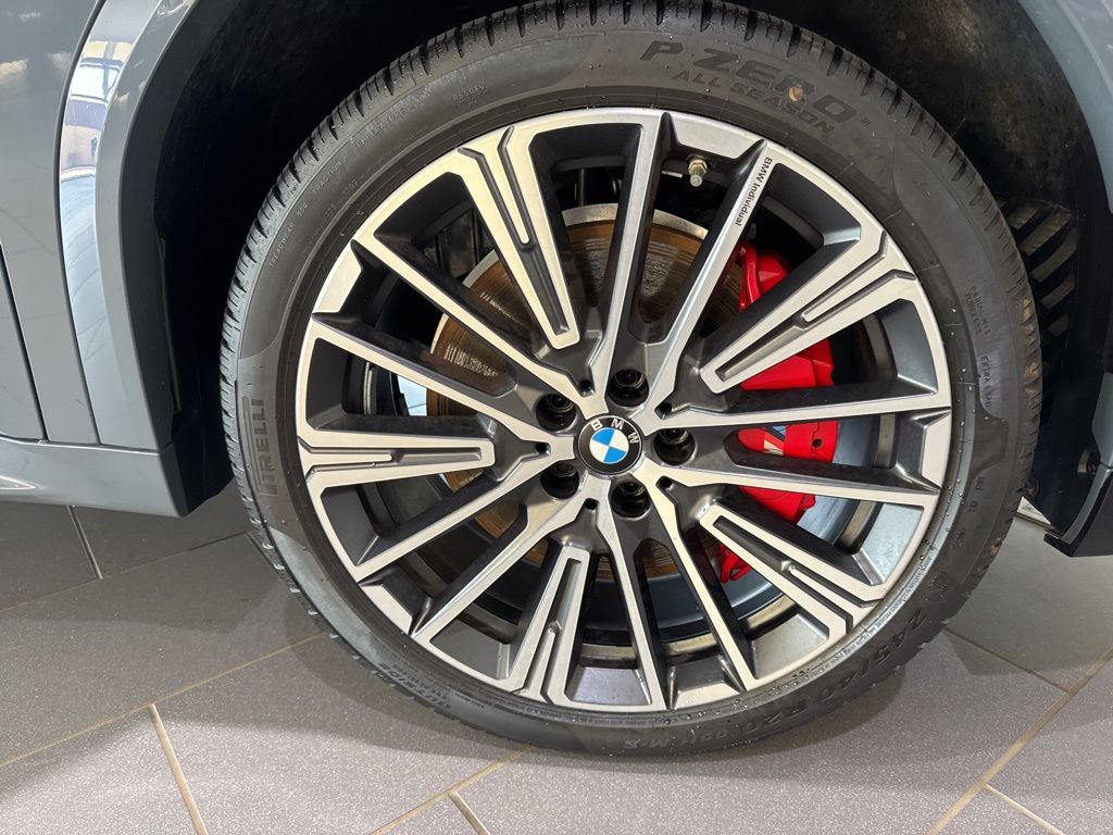 Thumbnail: 2025 BMW X2 - 13