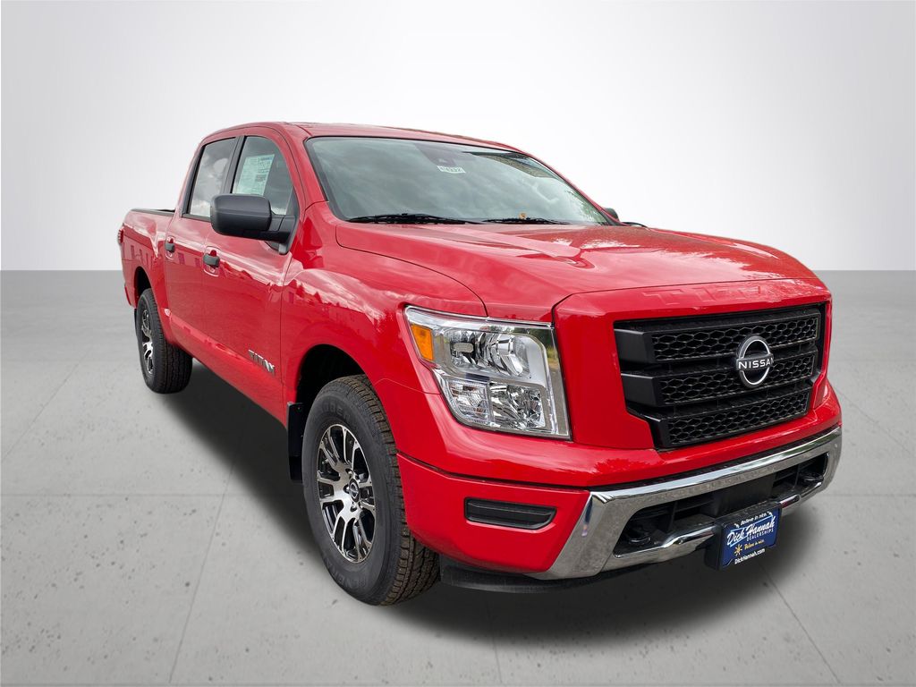 2024 Nissan Titan SV