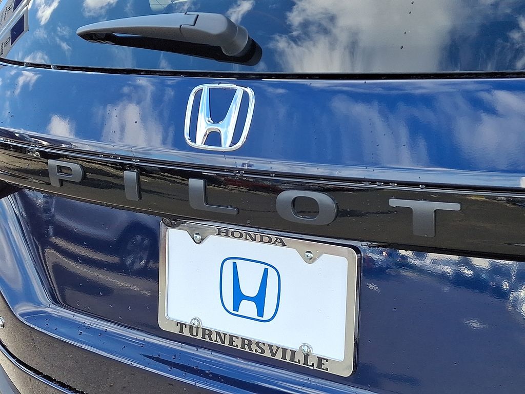 Thumbnail: 2025 Honda Pilot - 11