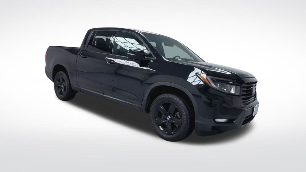 2023 Honda Ridgeline Black Edition photo 2