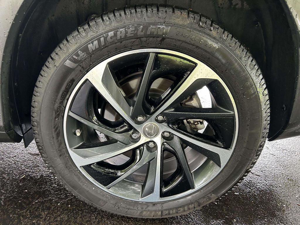 Used 2017 Silver Lexus 350 image 7