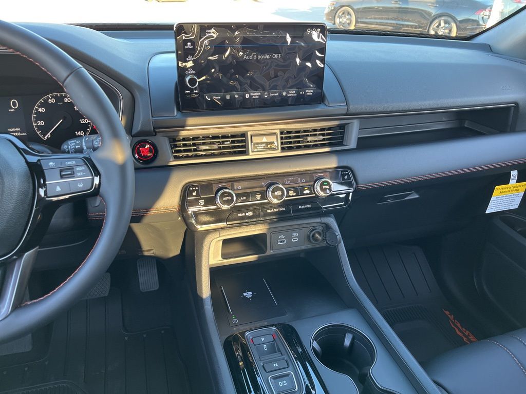 Thumbnail: 2025 Honda Pilot - 10