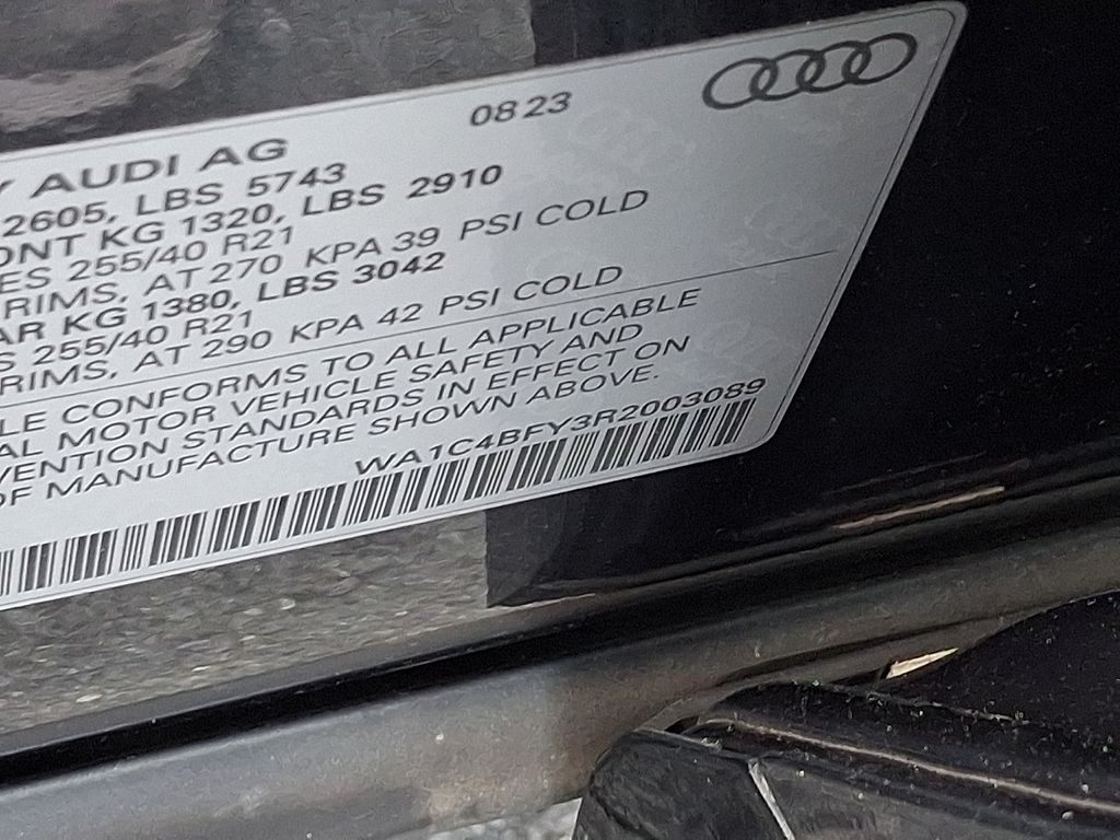 Thumbnail: 2024 Audi SQ5 - 26