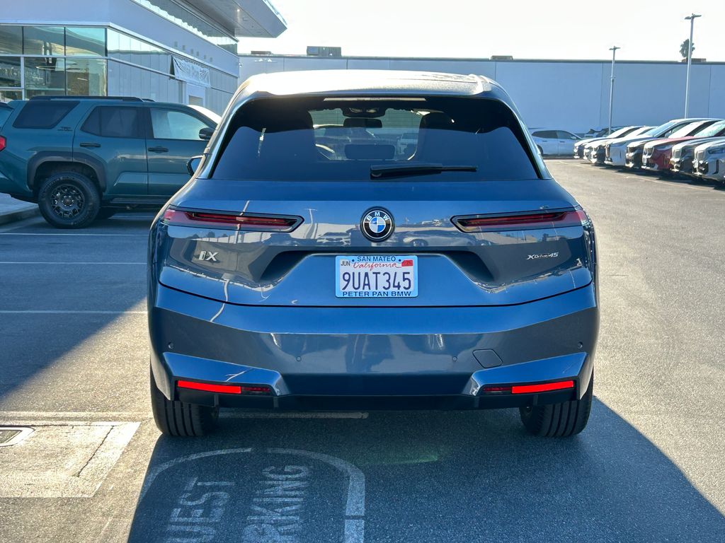 Thumbnail: 2026 BMW iX - 4